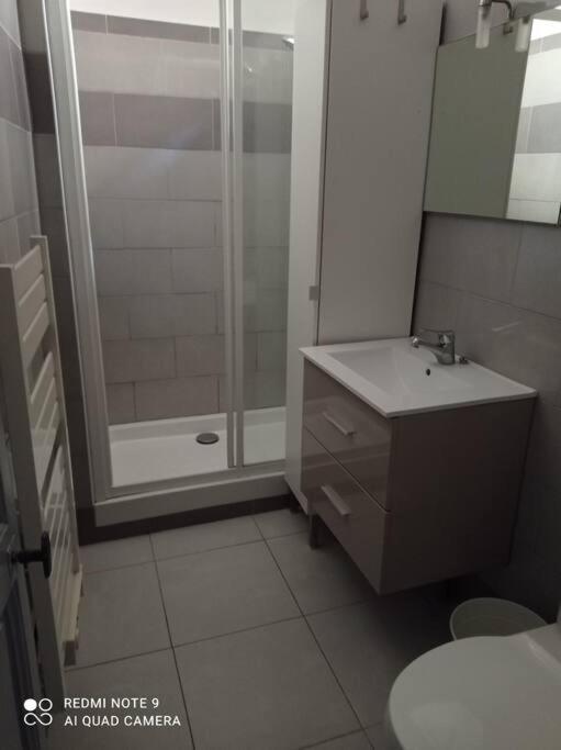 Appartement Au Coeur Du Village Sanary-sur-Mer Εξωτερικό φωτογραφία